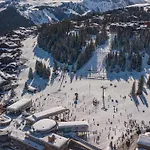 De Charme Avec Cheminee Et Balcon Ensoleille A - Fr-1-564-84 * Courchevel