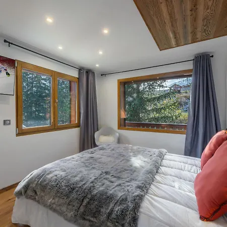 Apartment De Charme Avec Cheminee Et Balcon Ensoleille A