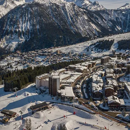 Apartamento De Charme Avec Cheminée Et Balcon Ensoleillé à - Fr-1-564-84 Courchevel