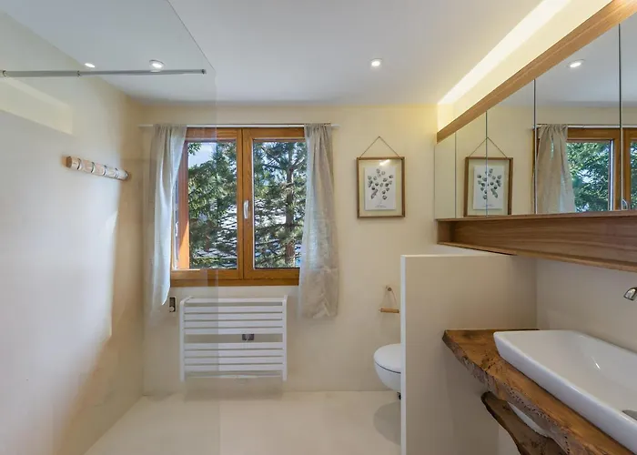 De Charme Avec Cheminee Et Balcon Ensoleille A - Fr-1-564-84 * Courchevel